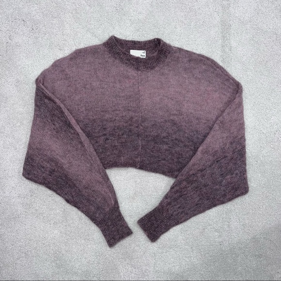 Aritzia Super Cropped Wool Sweater LIKE NEW - Picture 2 of 2